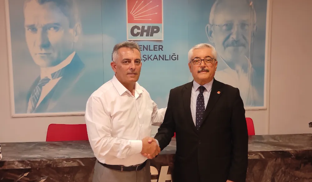 İYİ Parti Esenler İlçe Başkanı Ömer Kara’dan CHP’ye ziyaret 