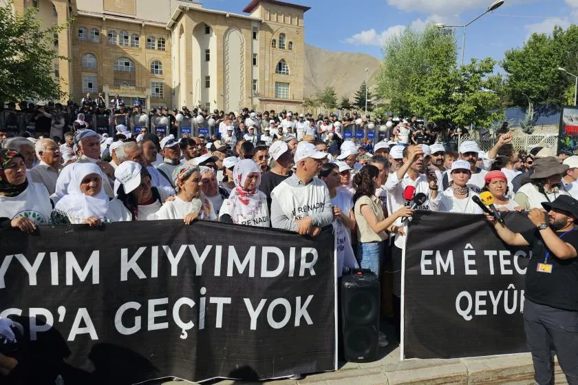 DEM Parti’den  İradeye Saygı Yürüyüşü