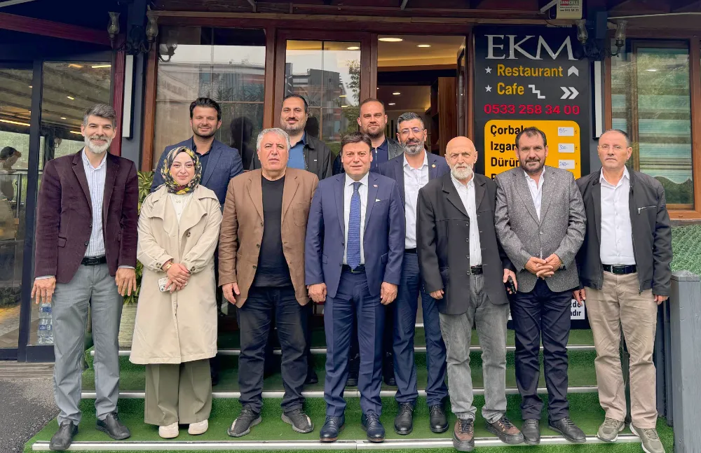 ESENLER KENT KONSEYİ BAŞKANI KOCAMAN YEREL BASINLA BİR ARAYA GELDİ