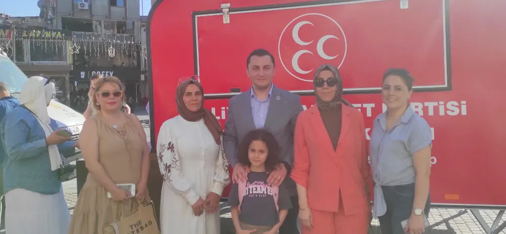 MHP ESENLER’DE 3 BİN 500 KİŞİLİK AŞURE DAĞITTI