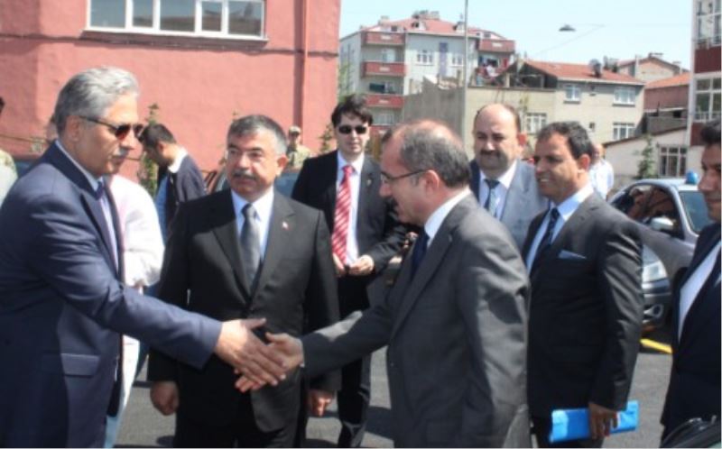 Esenler Askerlik Şubesini Protokolle Açti