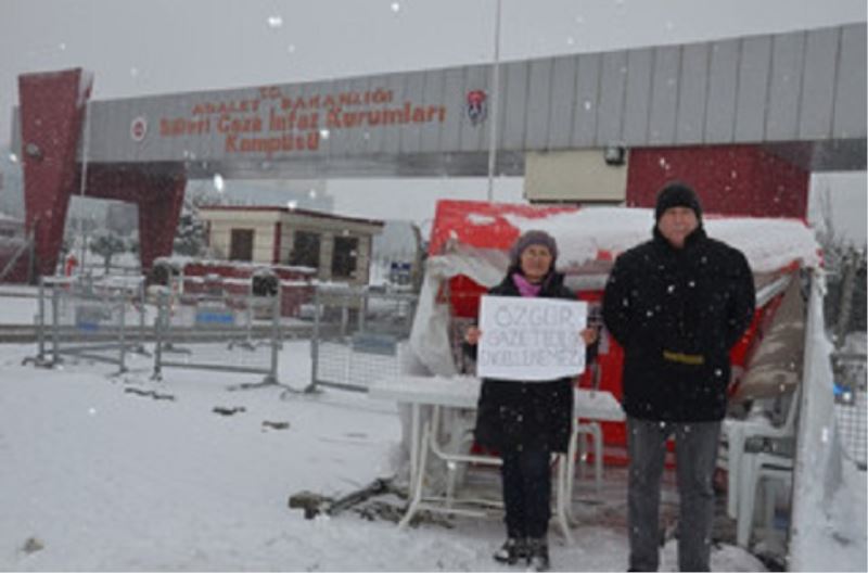 Esenler Yerel Gazeteciler Adına Umut Nöbeti